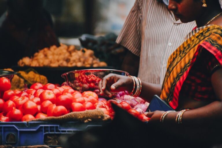 India retail inflation June 2025 fresh vegetable prices market stall – India Inflation Rate June 2025